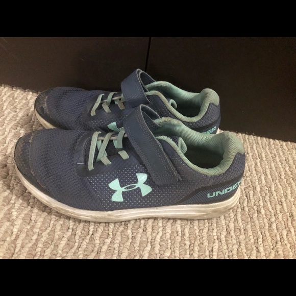 Underarmour Shoes - Picture 1 of 4